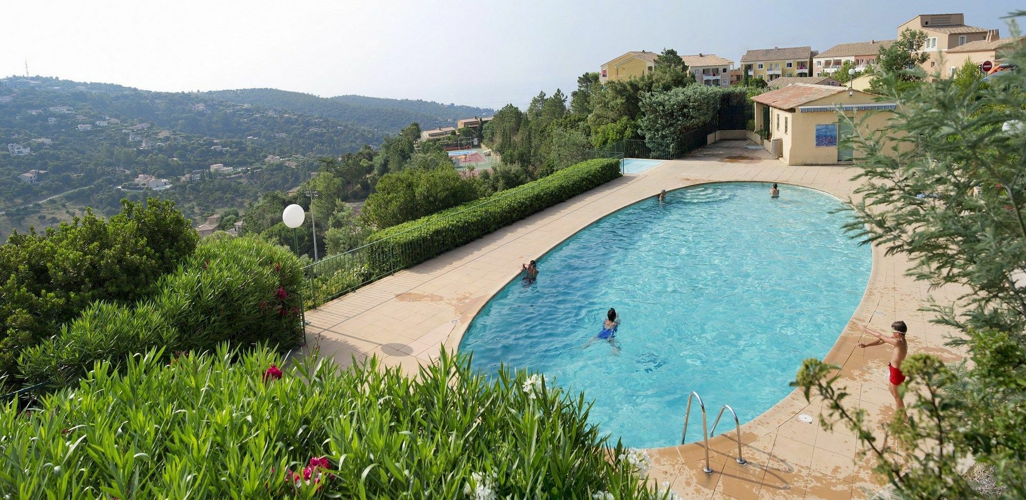 Residence Pierre & Vacances Les Terrasses Des Issambres Les Issambres Luaran gambar