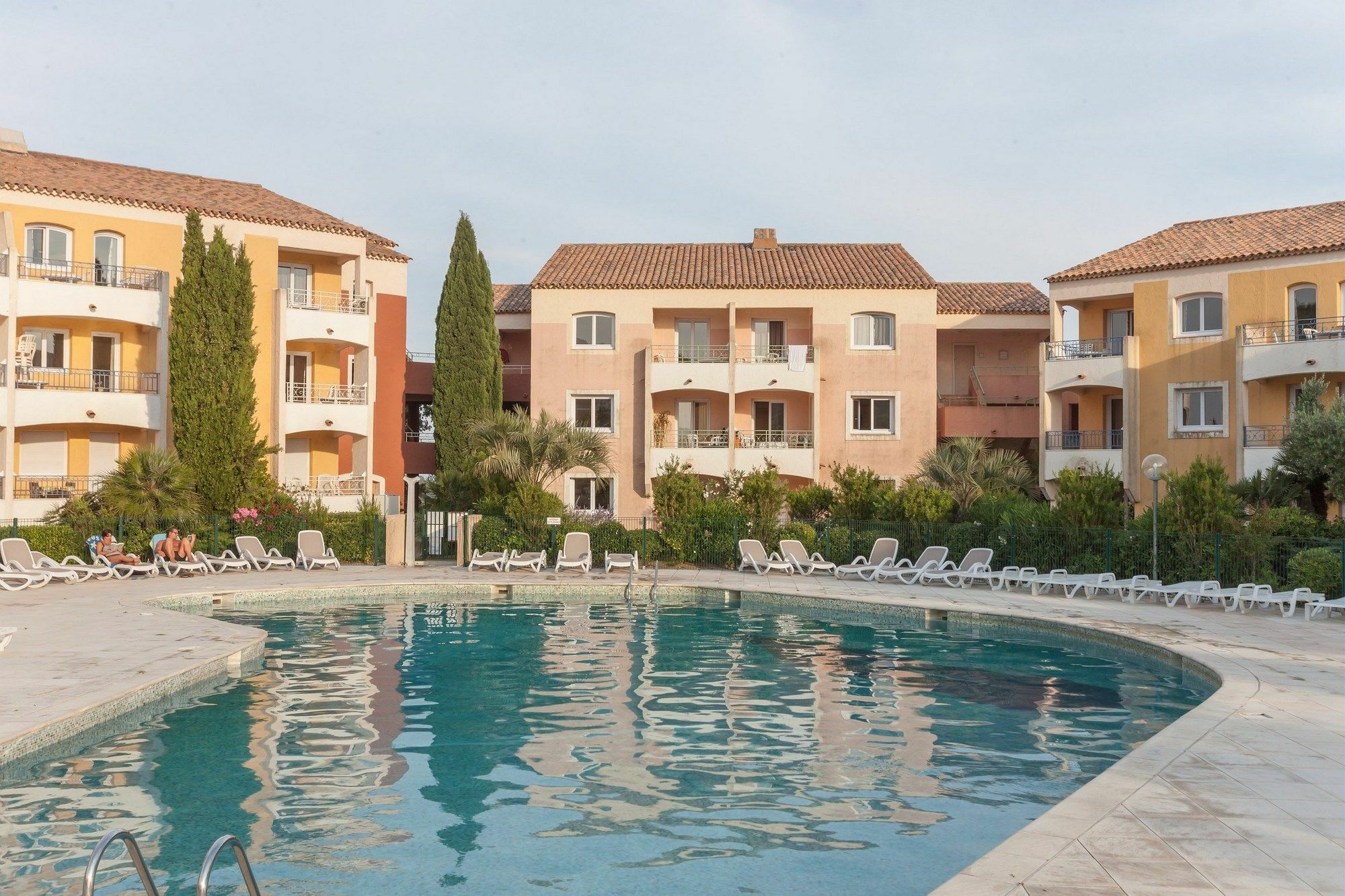 Residence Pierre & Vacances Les Terrasses Des Issambres Les Issambres Luaran gambar